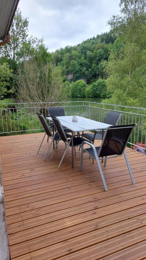 Gite En Bord De Meuse Monthermé Екстериор снимка